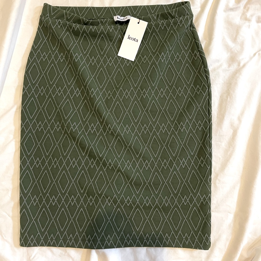 Pencil skirt (FREE SHIPPING)